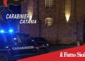 Caltagirone, prova ad accoltellare un carabiniere: arrestato 19enne