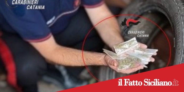 Belpasso.Nascondeva la droga in casa:arrestato 18enne