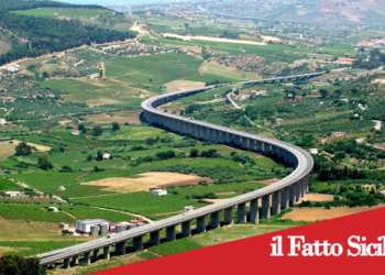 Incidente stradale sulla A29. Trovato un uomo deceduto dentro un auto