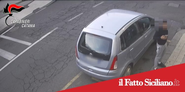 Gravina. Finti carabinieri rapinano una donna: 2 arresti