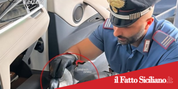 Gravina di Catania. Trovate in macchina 90 dosi tra cocaina, crack e marijuana