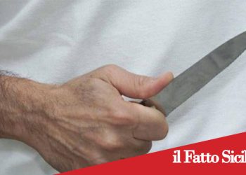 Sicilia. Rapina in tabaccheria: il titolare ferito con un coltello