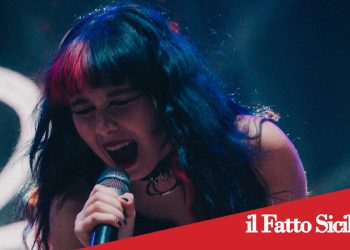 Capo d’Orlando canta Rob: grande successo per il concerto del 7 agosto