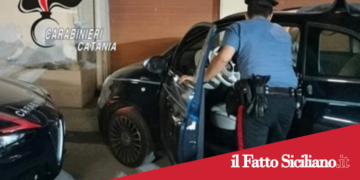 Prov.Catania.Gli trovano un coltello in auto: denunciato un 21enne