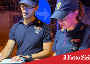 Catania. Provocano un incidente stradale e scappano