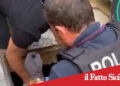 Caltagirone. Getta la droga nel wc: arrestato